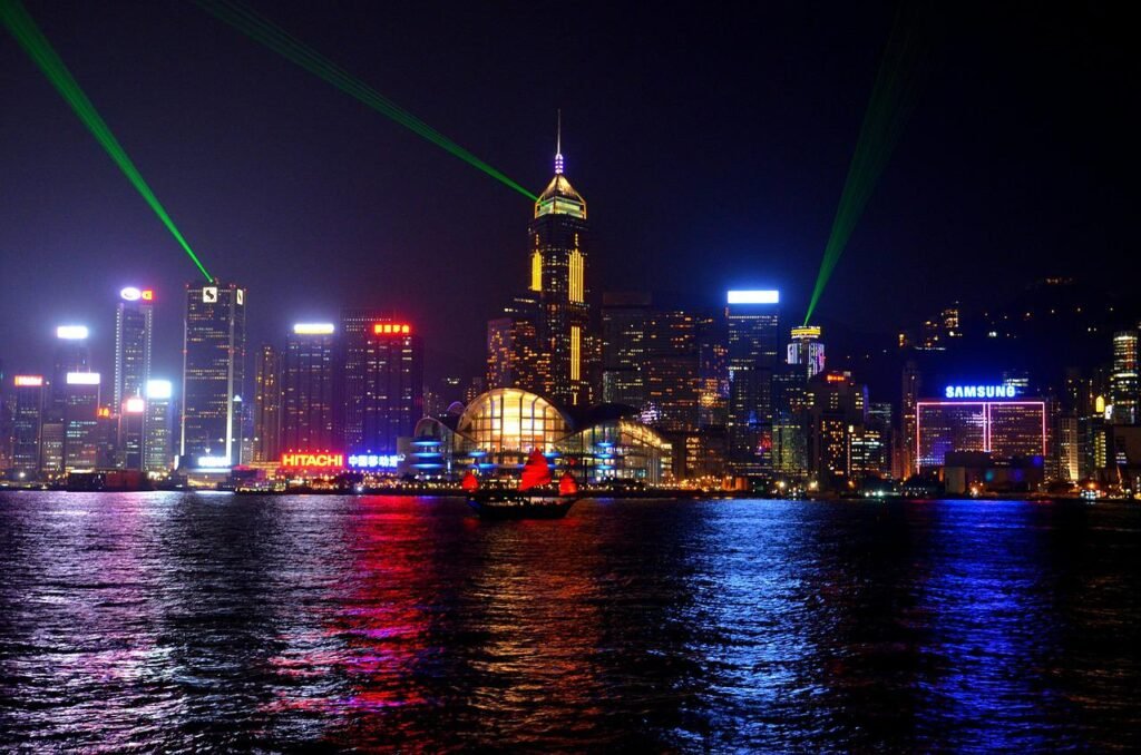hong kong, skyline, china-376777.jpg
